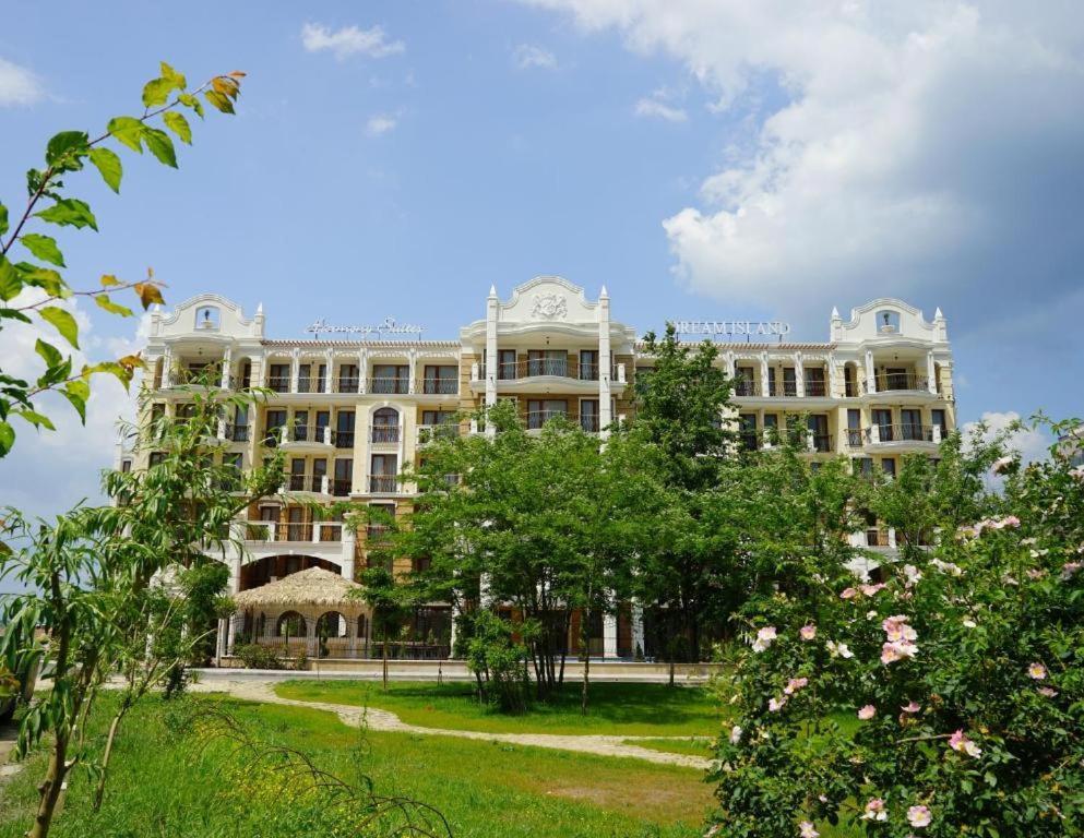 Harmony Suitеs Apartment Σάνι Μπιτς Εξωτερικό φωτογραφία