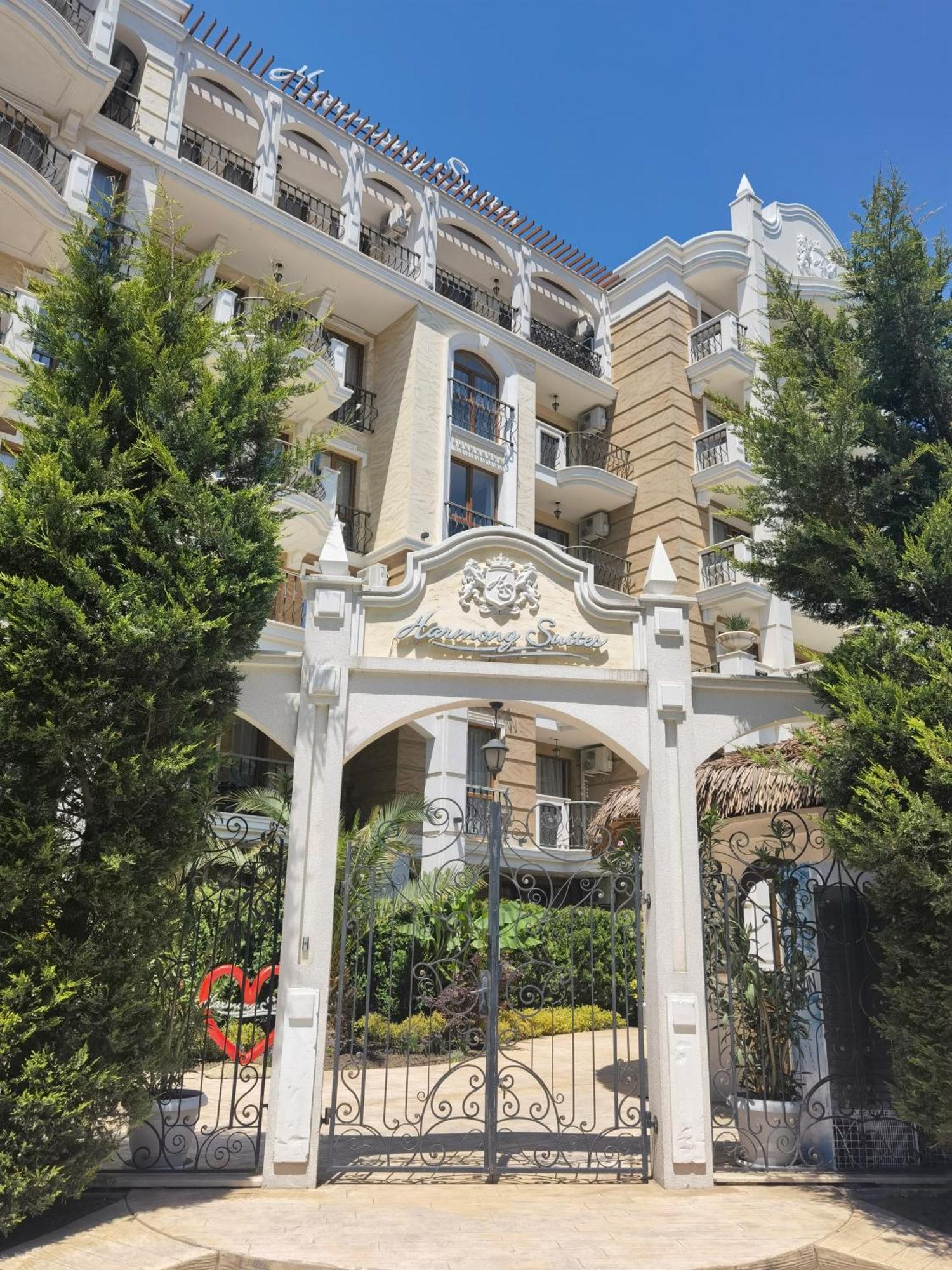 Harmony Suitеs Apartment Σάνι Μπιτς Εξωτερικό φωτογραφία